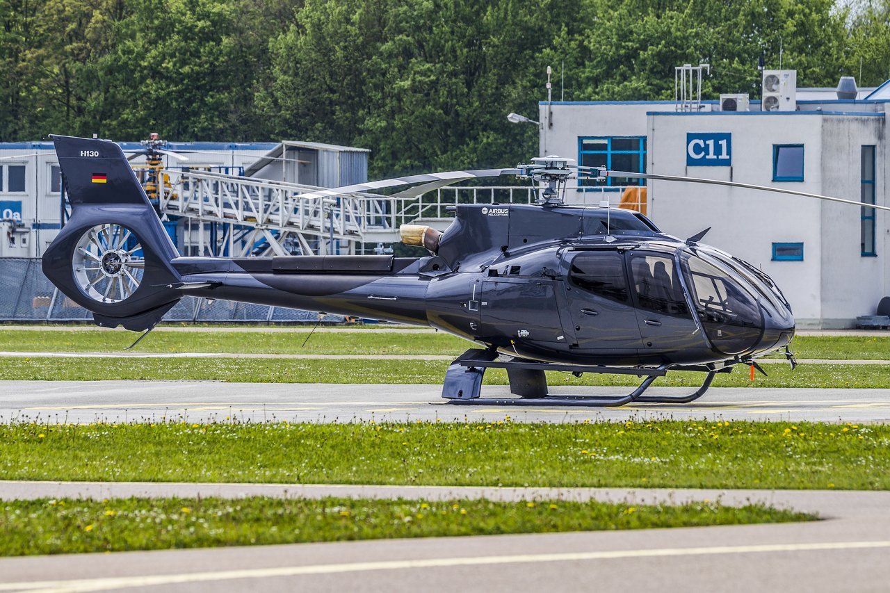 Benadrukken Reageer beschaving Airbus Helicopter H 130 - with certified Autopilot - like new- vliegtuig te  koop - EUR 3.630.000 - D-reg - AirCraft24.com